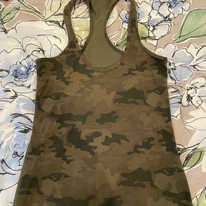 Camo Lululemon racer back tank